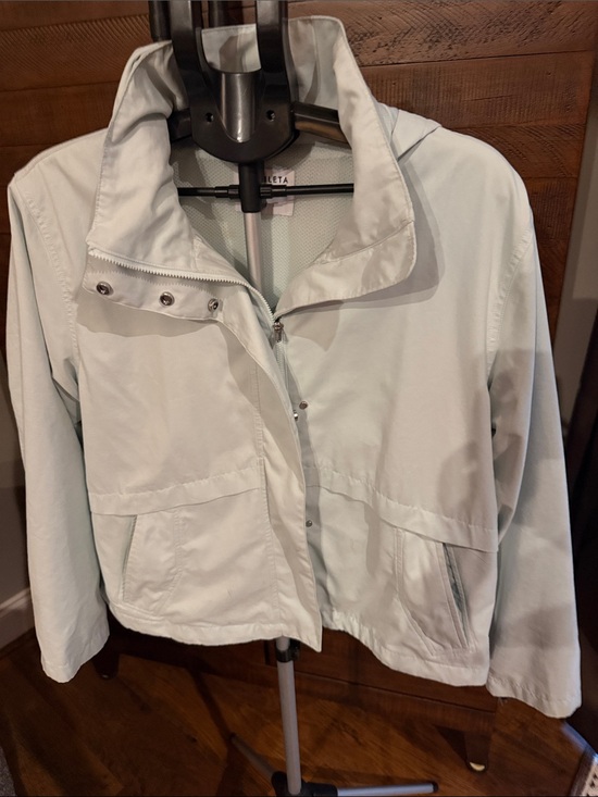 Athleta Jackets & Blazers - Athleta Light Mint Green Utility Jacket with hood